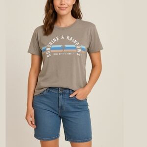 ✨️4/$20 LOCAL MOTION Sunshine & Rainbows Light Sage Grey T-Shirt, Soft Jersey